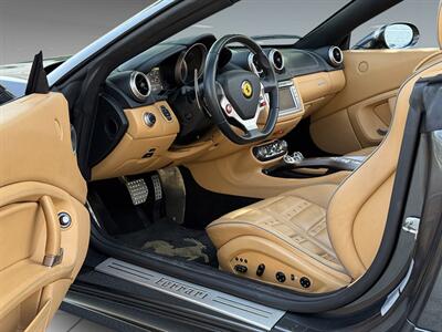 2013 Ferrari California   - Photo 30 - Boca Raton, FL 33431