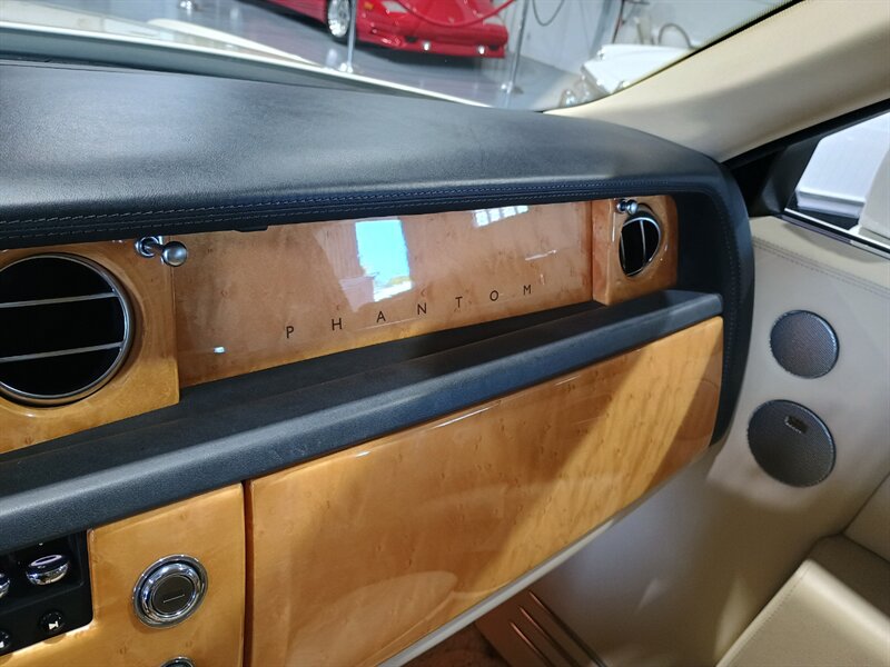 2006 Rolls-Royce Phantom 43