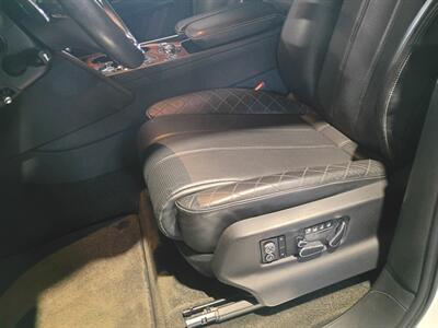 2018 Bentley Bentayga SIGNATURE  Edition   - Photo 14 - Boca Raton, FL 33431