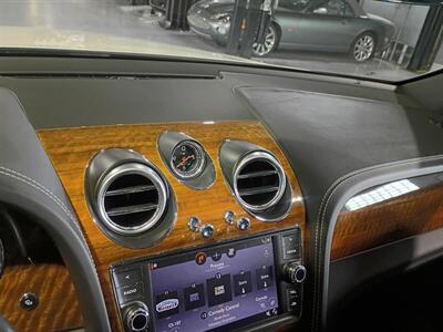 2018 Bentley Bentayga SIGNATURE  Edition   - Photo 21 - Boca Raton, FL 33431
