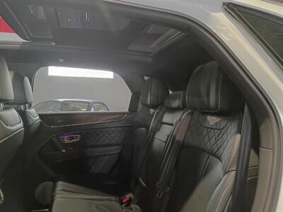 2018 Bentley Bentayga SIGNATURE  Edition   - Photo 30 - Boca Raton, FL 33431