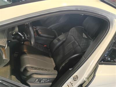2018 Bentley Bentayga SIGNATURE  Edition   - Photo 13 - Boca Raton, FL 33431