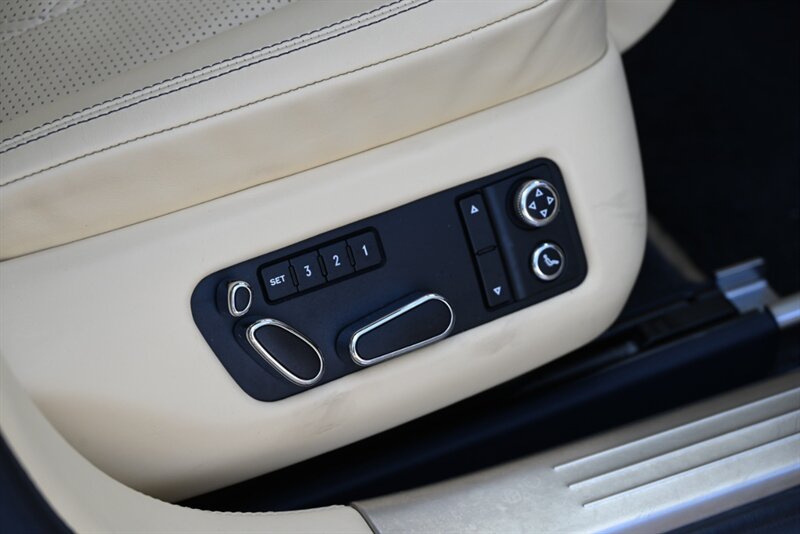 2014 Bentley Flying Spur 81