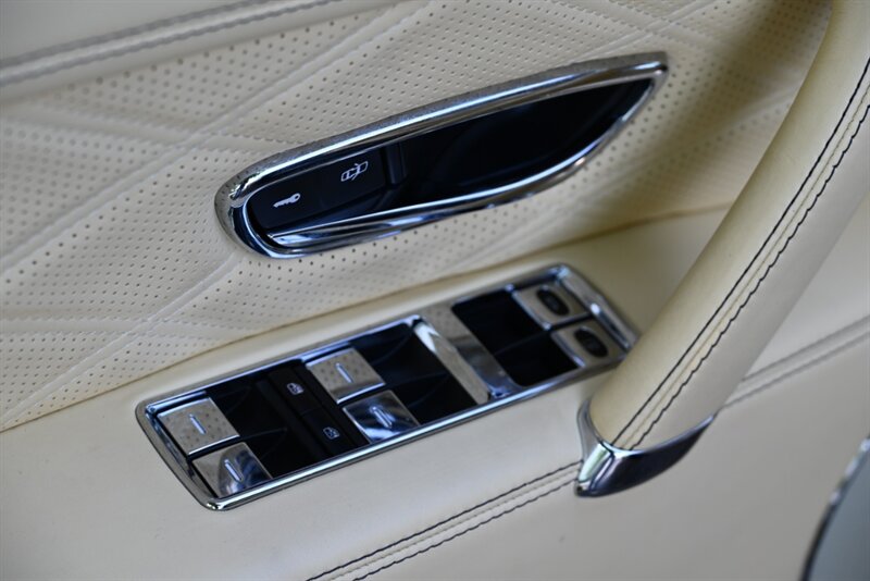 2014 Bentley Flying Spur 132