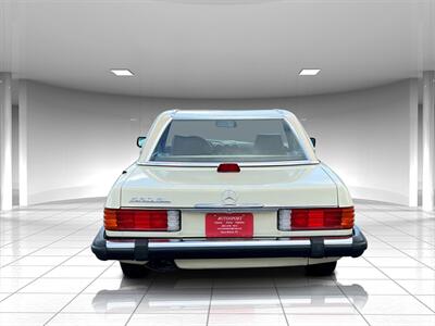 1987 Mercedes-Benz 560SL   - Photo 4 - Boca Raton, FL 33431