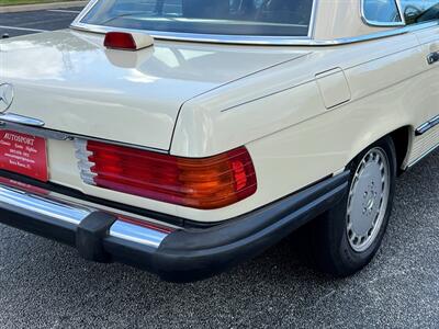 1987 Mercedes-Benz 560SL   - Photo 12 - Boca Raton, FL 33431