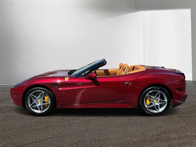 2015 Ferrari California T   - Photo 2 - Boca Raton, FL 33431