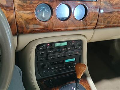 1997 Jaguar XK8   - Photo 23 - Boca Raton, FL 33431