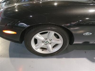 1997 Jaguar XK8   - Photo 53 - Boca Raton, FL 33431