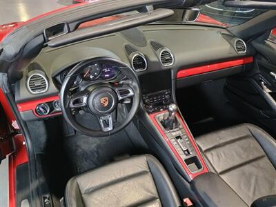 2019 Porsche 718 Boxster  ONE OWNER - Photo 12 - Boca Raton, FL 33431
