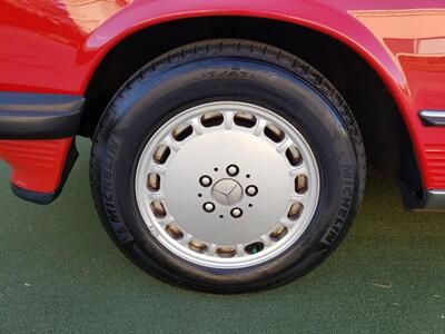 1989 Mercedes-Benz 560-Class 560 SL   - Photo 20 - Boca Raton, FL 33431