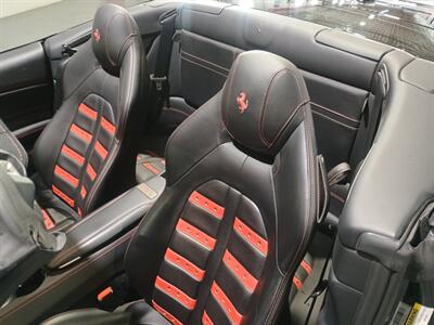 2018 Ferrari California T   - Photo 16 - Boca Raton, FL 33431