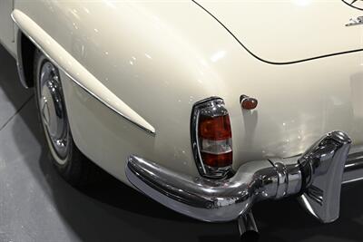 1961 Mercedes-Benz 190SL   - Photo 13 - Boca Raton, FL 33431