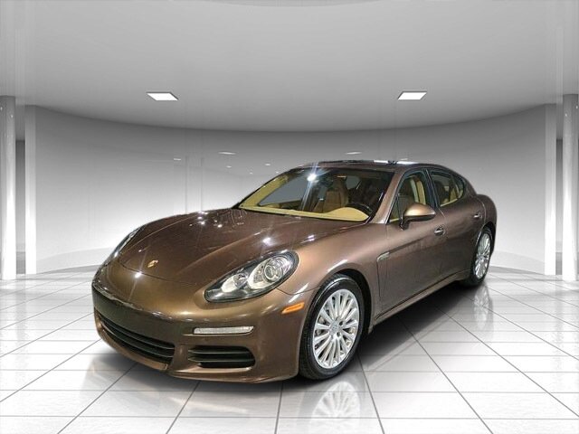 2014 Porsche Panamera  