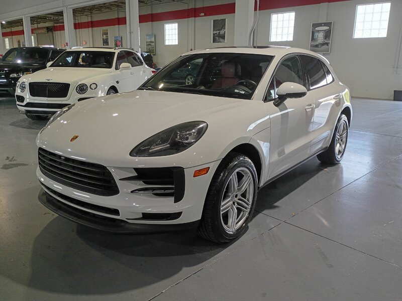 2021 Porsche Macan Base