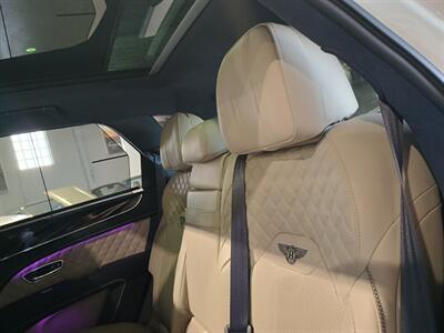 2023 Bentley Bentayga V8 Azure - Photo 34 - Boca Raton, FL 33431