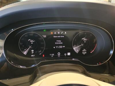 2023 Bentley Bentayga V8 Azure - Photo 21 - Boca Raton, FL 33431
