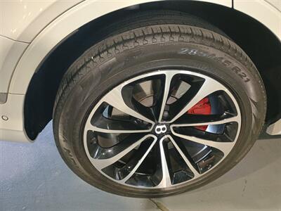 2023 Bentley Bentayga V8 Azure - Photo 55 - Boca Raton, FL 33431