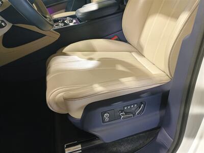 2023 Bentley Bentayga V8 Azure - Photo 16 - Boca Raton, FL 33431