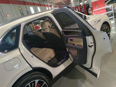 2023 Bentley Bentayga V8 Azure - Photo 37 - Boca Raton, FL 33431