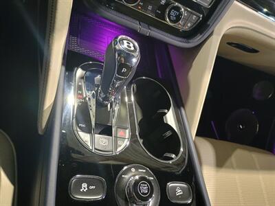 2023 Bentley Bentayga V8 Azure - Photo 27 - Boca Raton, FL 33431