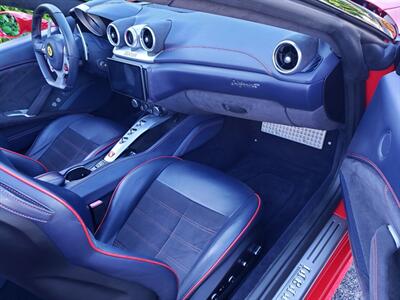 2016 Ferrari California T   - Photo 4 - Boca Raton, FL 33431