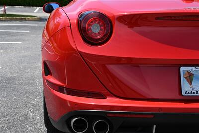 2016 Ferrari California T   - Photo 20 - Boca Raton, FL 33431