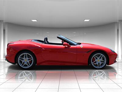 2016 Ferrari California T   - Photo 10 - Boca Raton, FL 33431