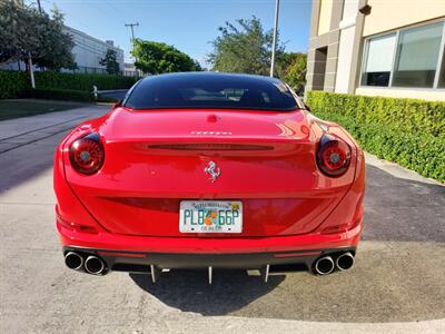 2016 Ferrari California T   - Photo 25 - Boca Raton, FL 33431