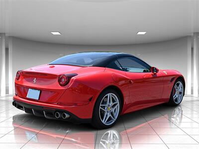 2016 Ferrari California T   - Photo 3 - Boca Raton, FL 33431