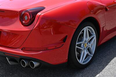 2016 Ferrari California T   - Photo 22 - Boca Raton, FL 33431