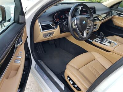 2022 BMW 740i   - Photo 14 - Boca Raton, FL 33431