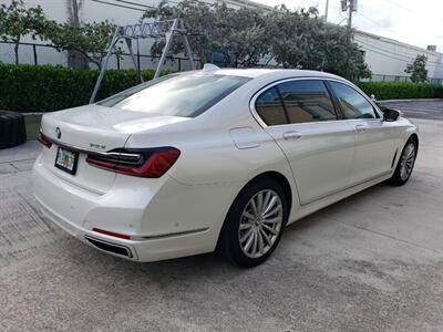 2022 BMW 740i   - Photo 3 - Boca Raton, FL 33431