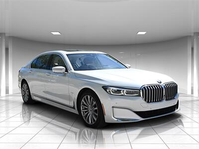 2022 BMW 740i   - Photo 2 - Boca Raton, FL 33431
