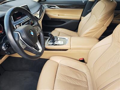 2022 BMW 740i   - Photo 12 - Boca Raton, FL 33431