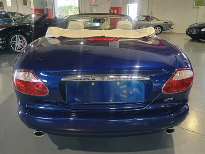 2001 Jaguar XK8   - Photo 4 - Boca Raton, FL 33431