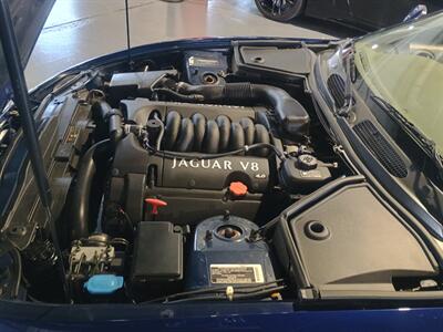 2001 Jaguar XK8   - Photo 39 - Boca Raton, FL 33431