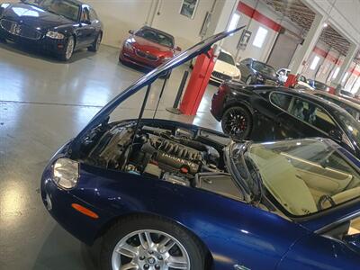 2001 Jaguar XK8   - Photo 38 - Boca Raton, FL 33431
