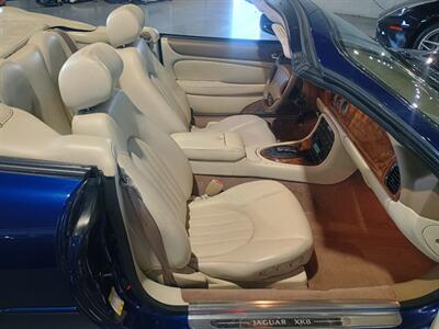 2001 Jaguar XK8   - Photo 26 - Boca Raton, FL 33431