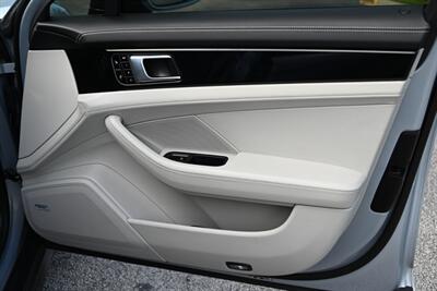 2017 Porsche Panamera 4S  SEDAN AWD - Photo 21 - Boca Raton, FL 33431