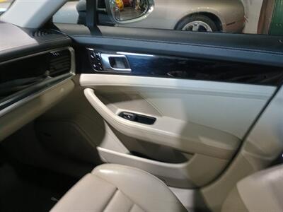 2017 Porsche Panamera 4S SEDAN AWD - Photo 24 - Boca Raton, FL 33431