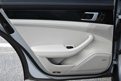 2017 Porsche Panamera 4S  SEDAN AWD - Photo 33 - Boca Raton, FL 33431