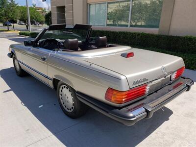 1987 Mercedes-Benz 560 SL   - Photo 12 - Boca Raton, FL 33431