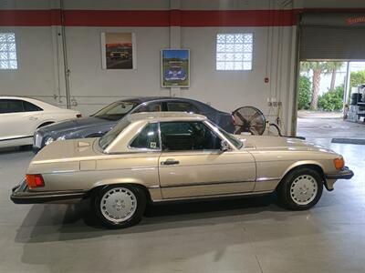 1987 Mercedes-Benz 560 SL  ONE OWNER - Photo 7 - Boca Raton, FL 33431