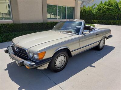 1987 Mercedes-Benz 560 SL   - Photo 2 - Boca Raton, FL 33431