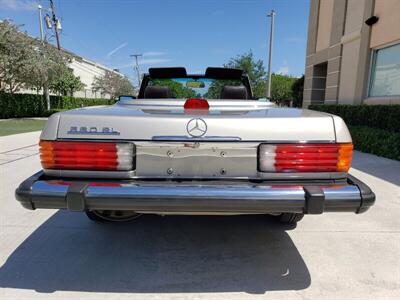 1987 Mercedes-Benz 560 SL   - Photo 16 - Boca Raton, FL 33431