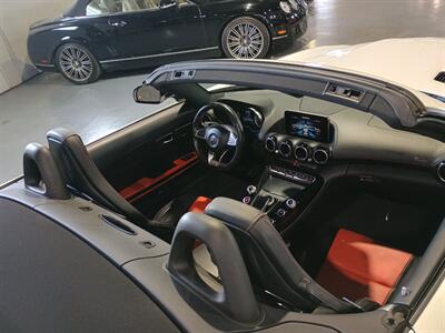 2018 Mercedes-Benz Mercedes-AMG amg gt convertible   - Photo 27 - Boca Raton, FL 33431