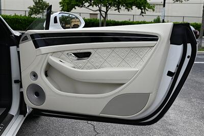 2020 Bentley Continental GTC V8  ONE OWNER - Photo 25 - Boca Raton, FL 33431