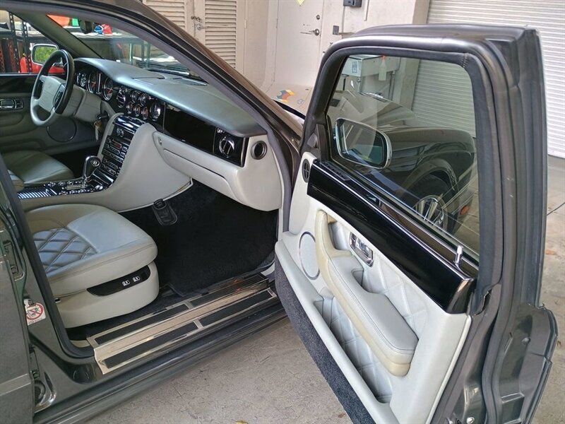 2006 Bentley Arnage Series T photo 8