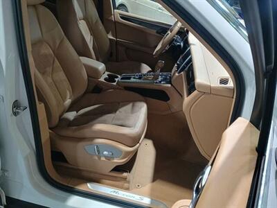 2015 Porsche Macan S  ONE OWNER - Photo 18 - Boca Raton, FL 33431